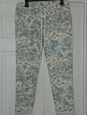 Women's Drawstring Jogger Pants in Seafoam Pattern